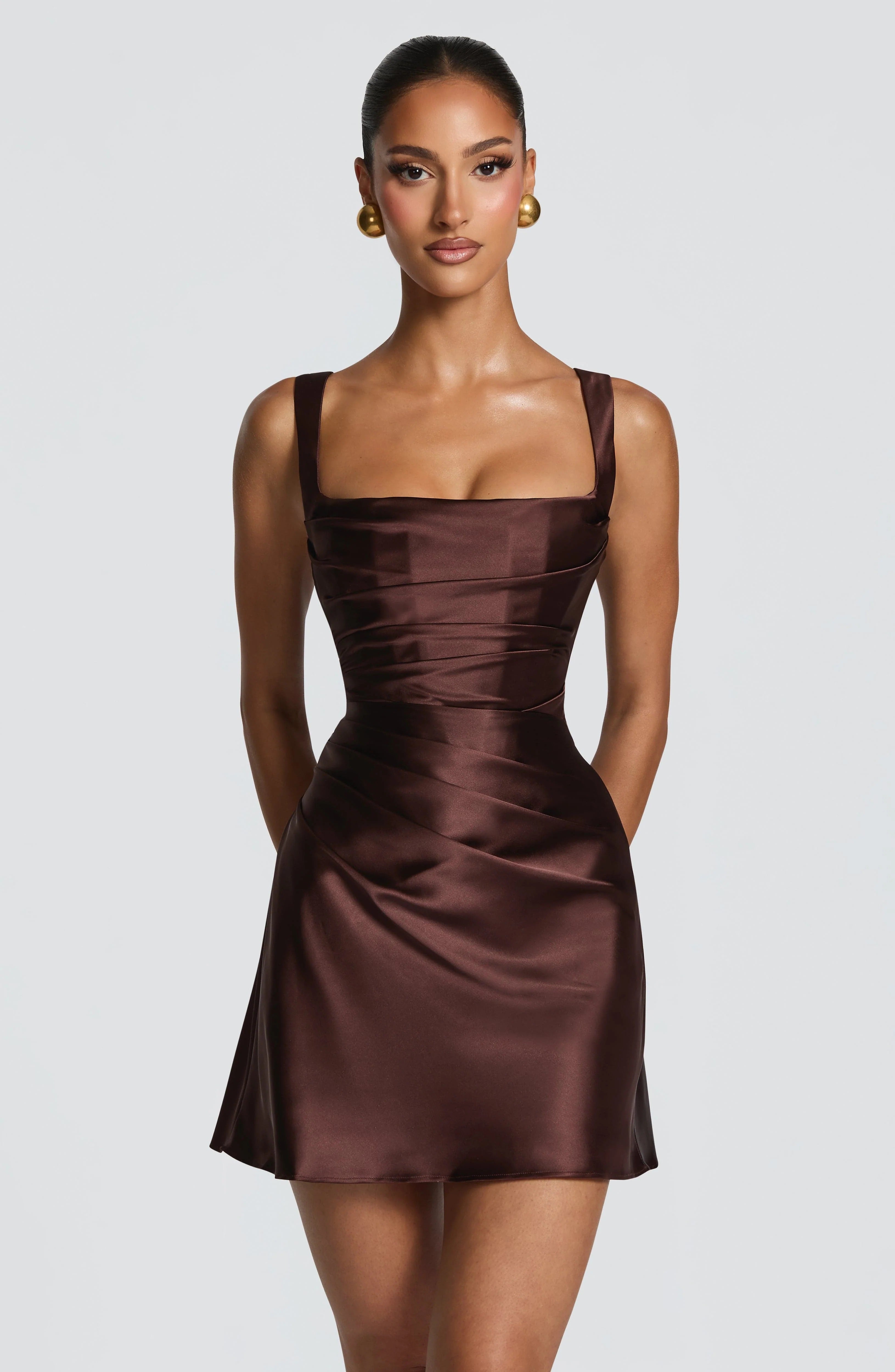 Vestido Satin Elegance
