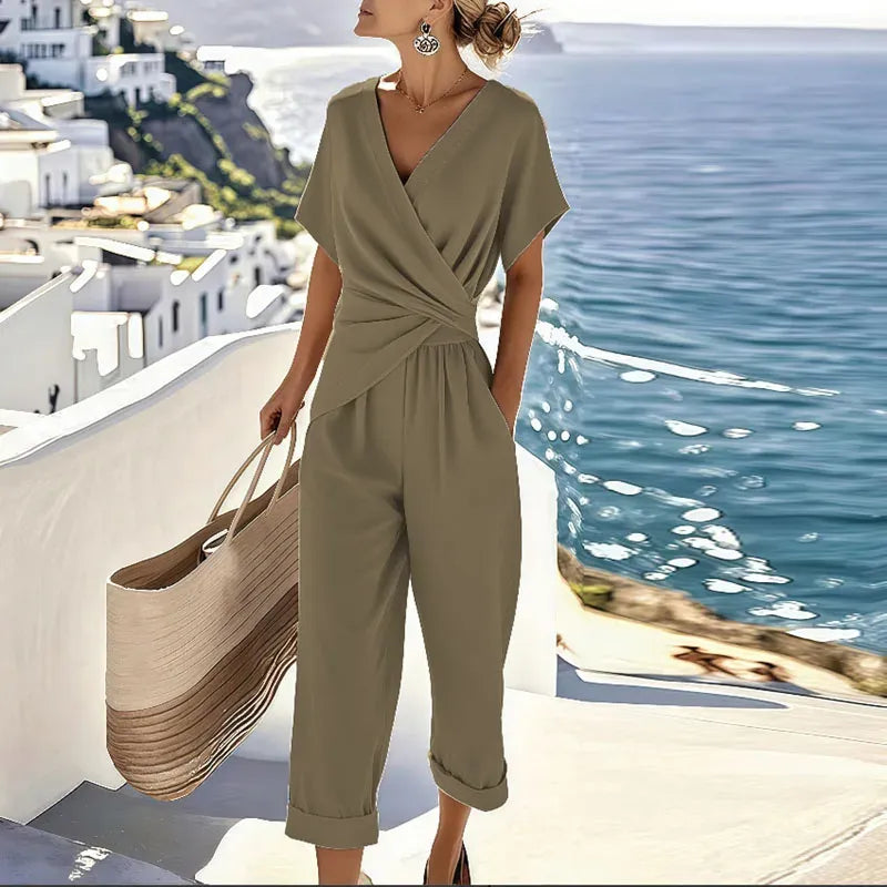 Mono Riviera Chic